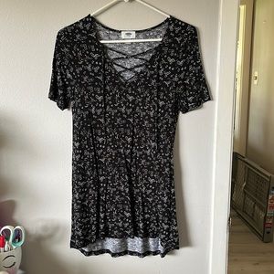 Black and white blouse.